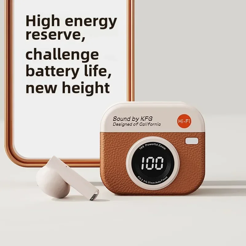 سماعات أذن لاسلكية بتصميم كامي - مراجعة Charging Case For Wireless Microphones وسعره